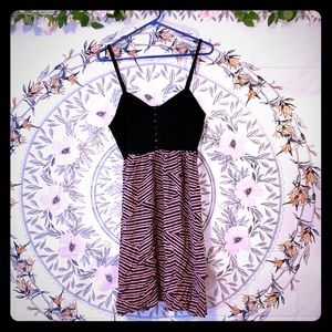 Mauve & Black Geometric Summer Dress